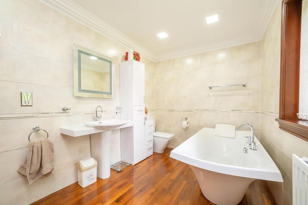 Master En-suite