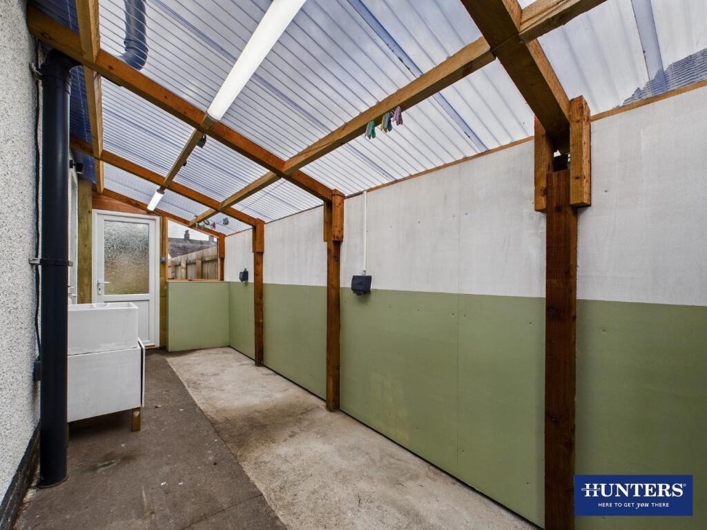 Sheltered Passage/Store