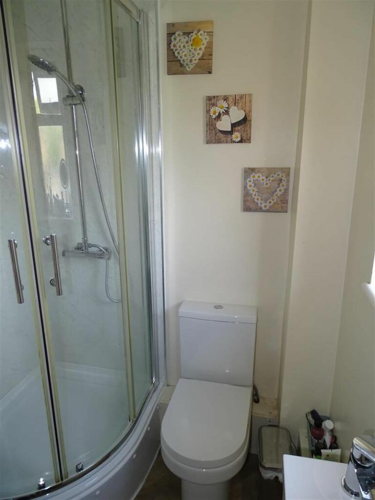 Ensuite Shower Room
