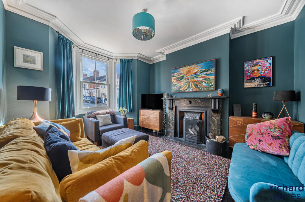 a86ed0eea72f43e6a19261149bcf7023