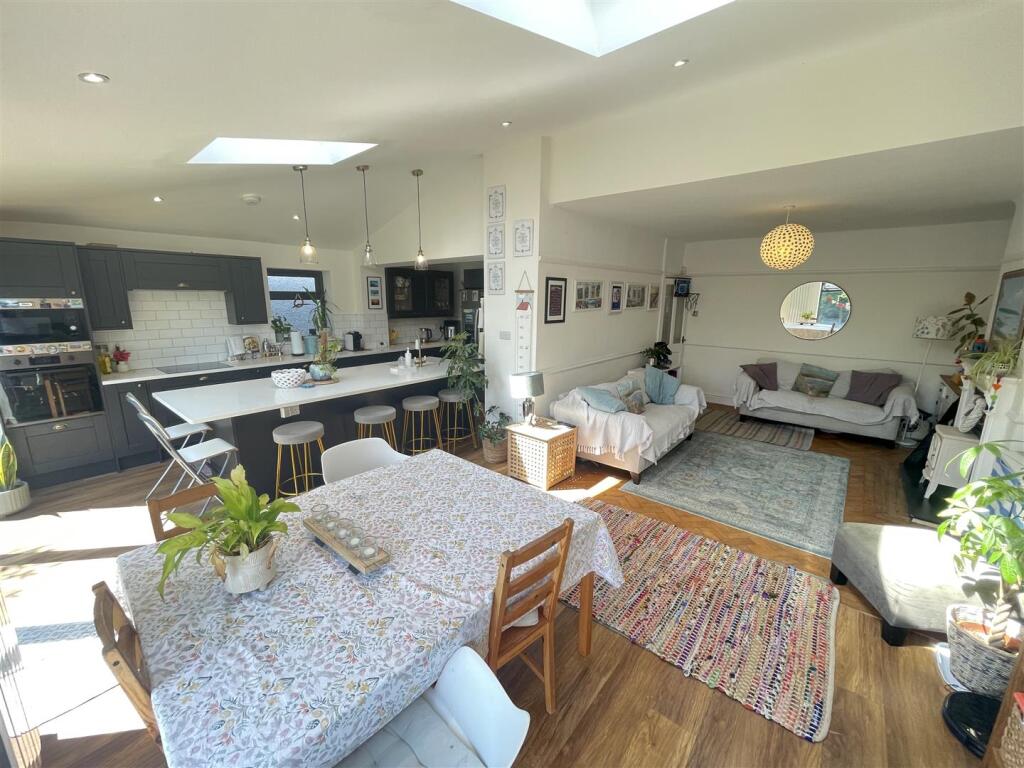 Photo 10-05-2025, 12 13 46.jpg