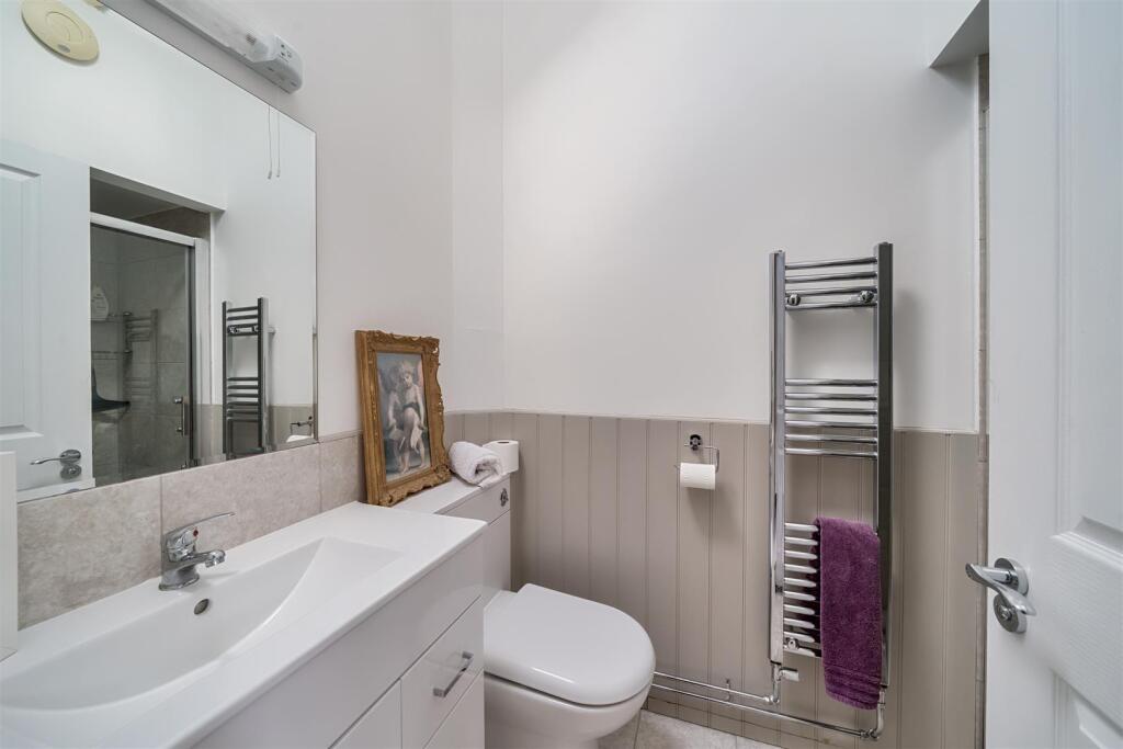 Ensuite Shower Room