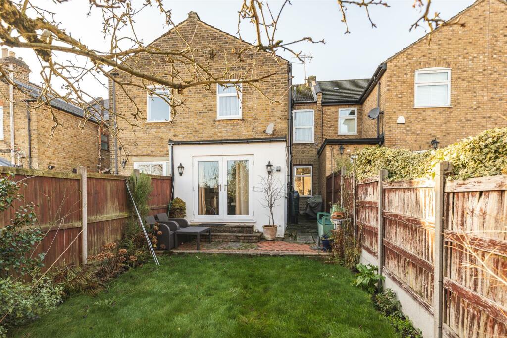 25 Glooucester Road-18.jpg