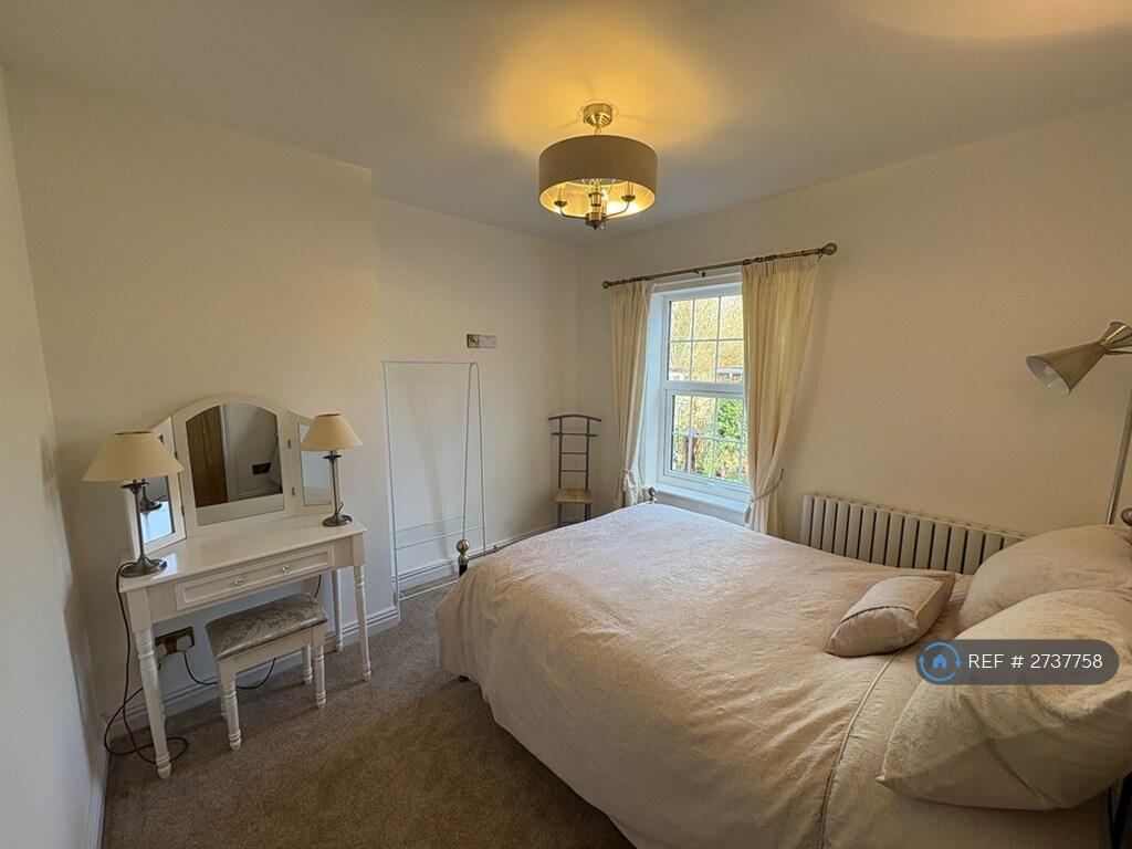 Rear Bedroom 