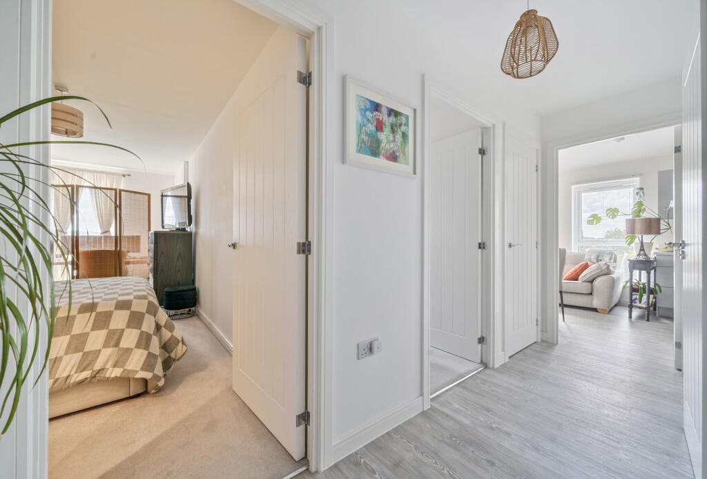 1328361-22-687f8f...