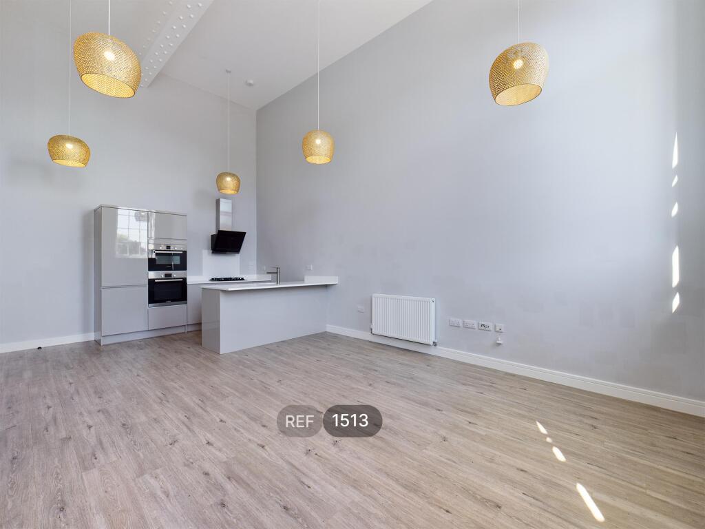 Kitchen/Living area