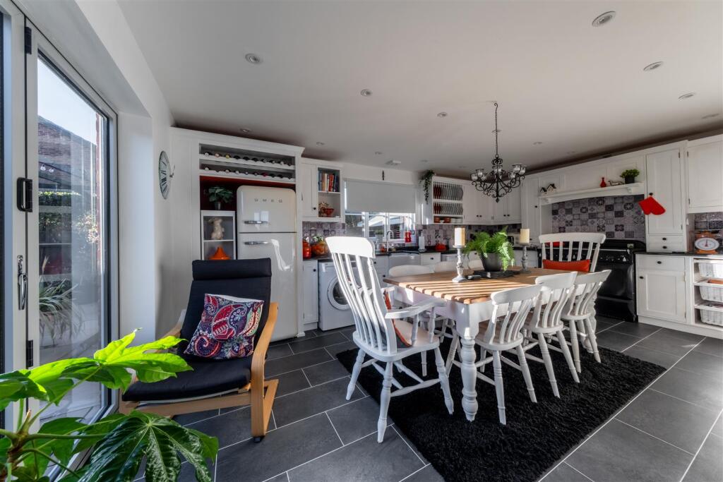 Eyton Cottage-001.jpg