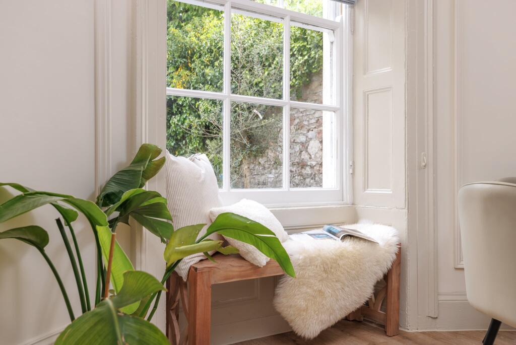 emma_place_lower_gro