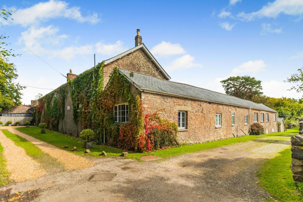 Stoodleigh, Tiverton, EX16