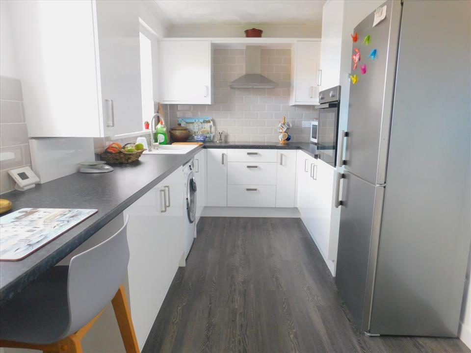 KITCHEN EXTRA PHOTO