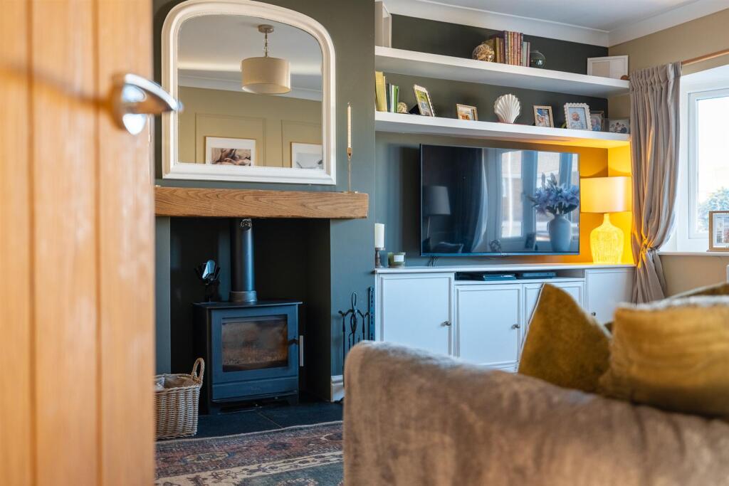 5 Axholme Close-66.jpg