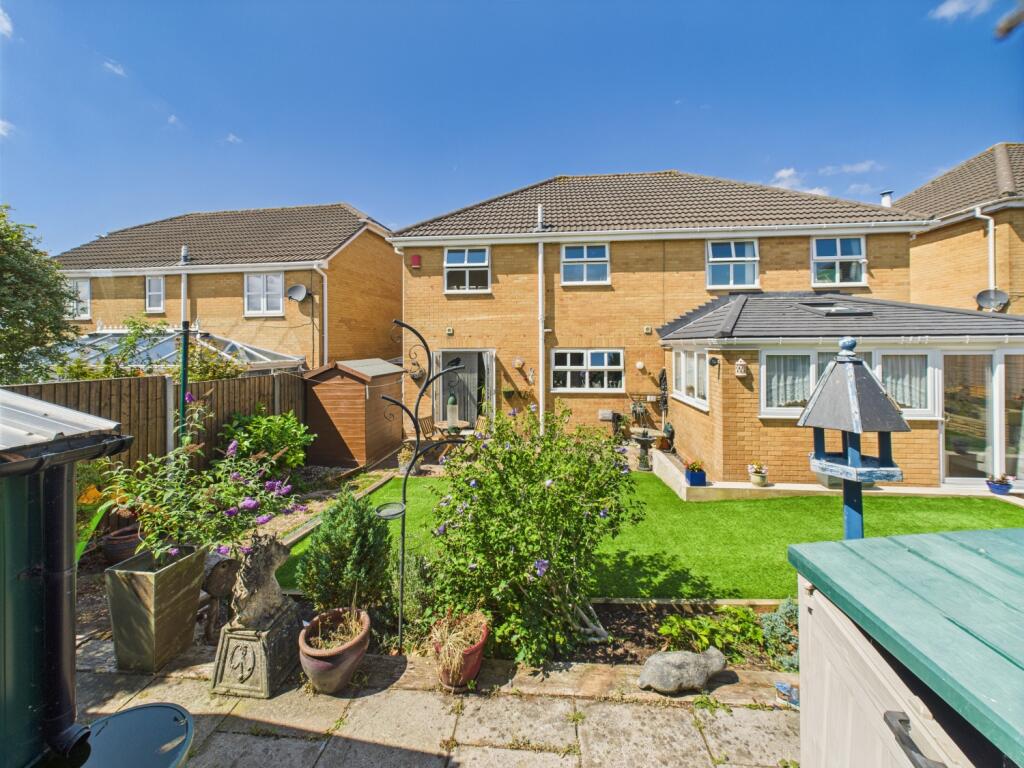 CAM02023G0-PR0161-STILL023