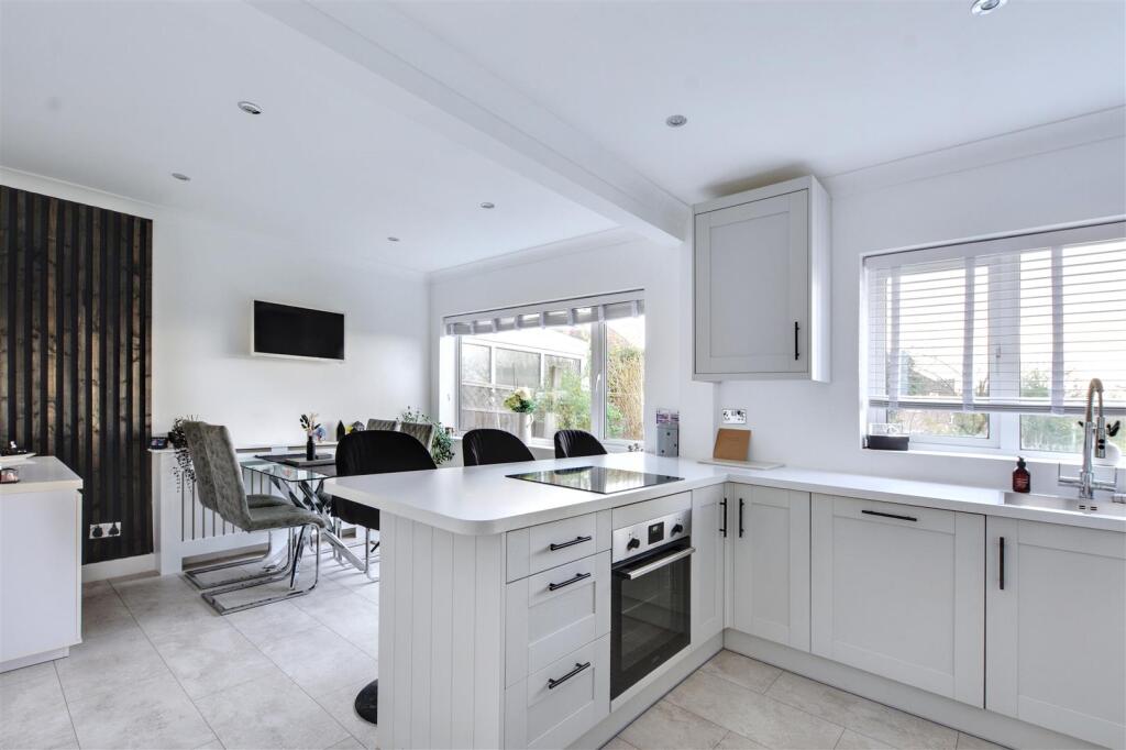 Kitchen Diner_1.jpeg