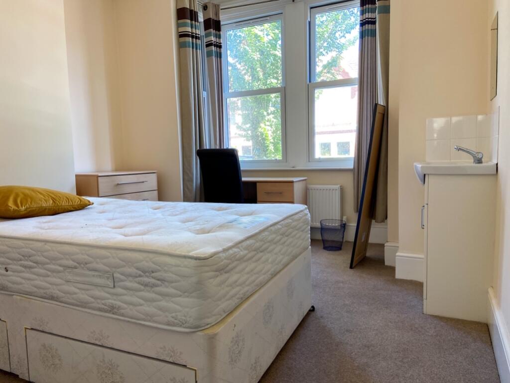 16 Hollingbury Road Bedroom 1