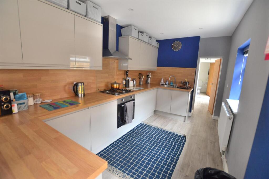 swan street (10).JPG