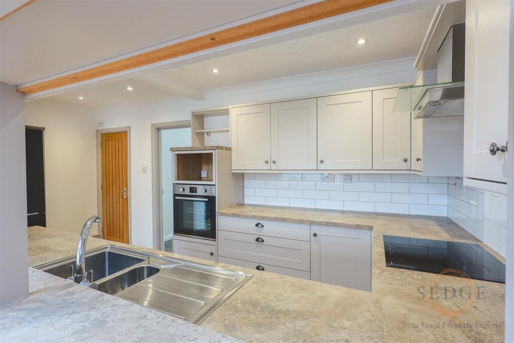 22 main road gedney -09.jpg