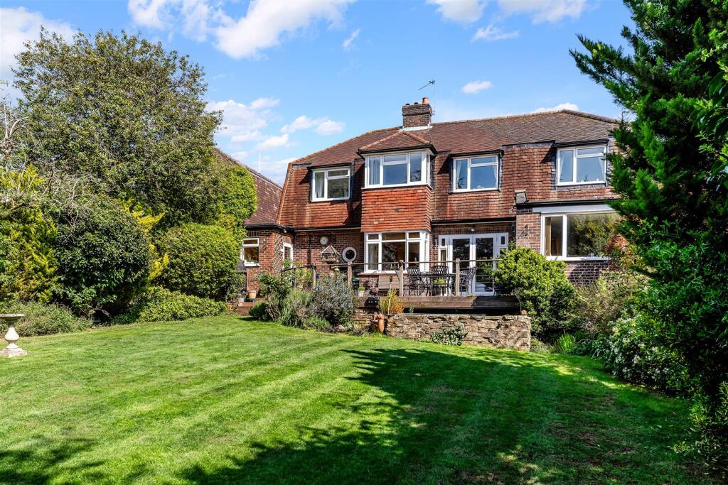 GREEN CURVE, 44 (5).jpg