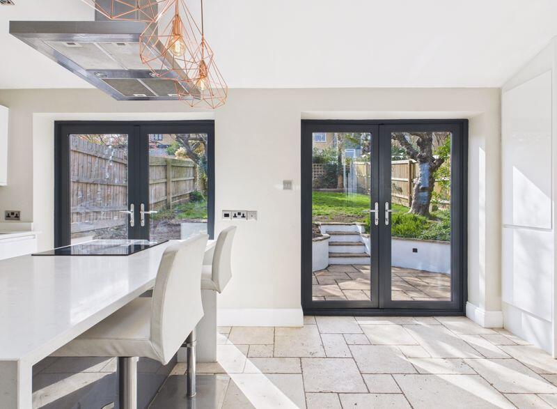 Kitchen diner