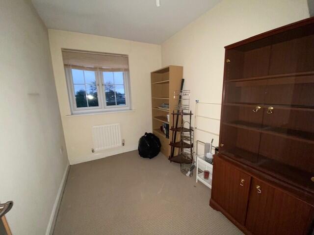 Bedroom 2 T202511191038.jpg