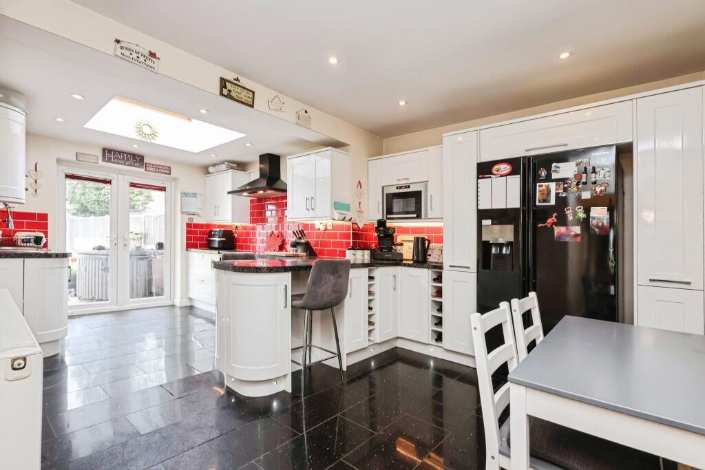 32rynalstreeteveshamwr114qa-21