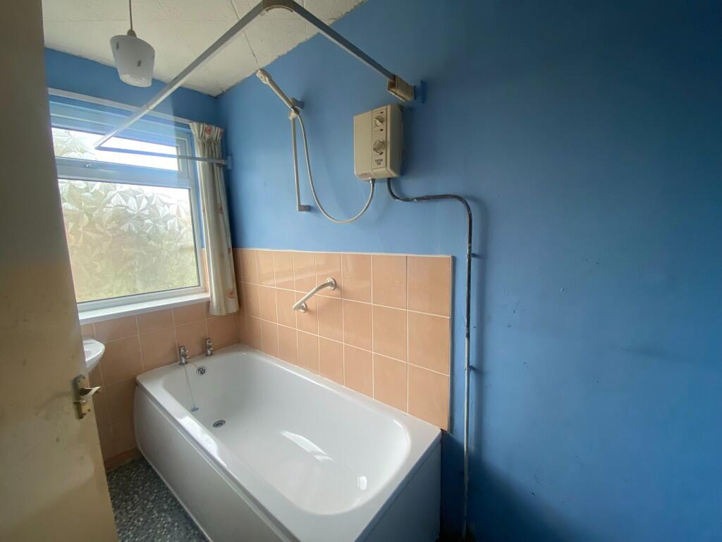 Ground Floor Bath