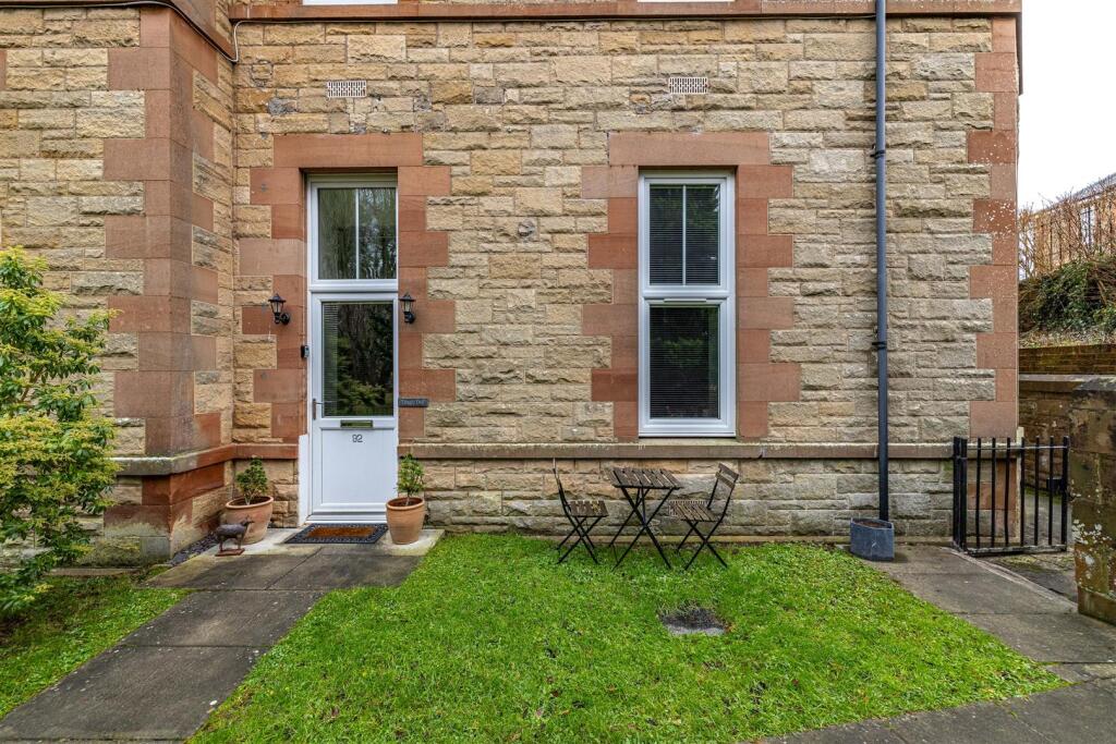 92 Dingleton Apartments Melrose 03.JPG