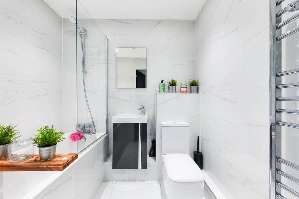 COPTHORNE HOUSE - 4.jpg