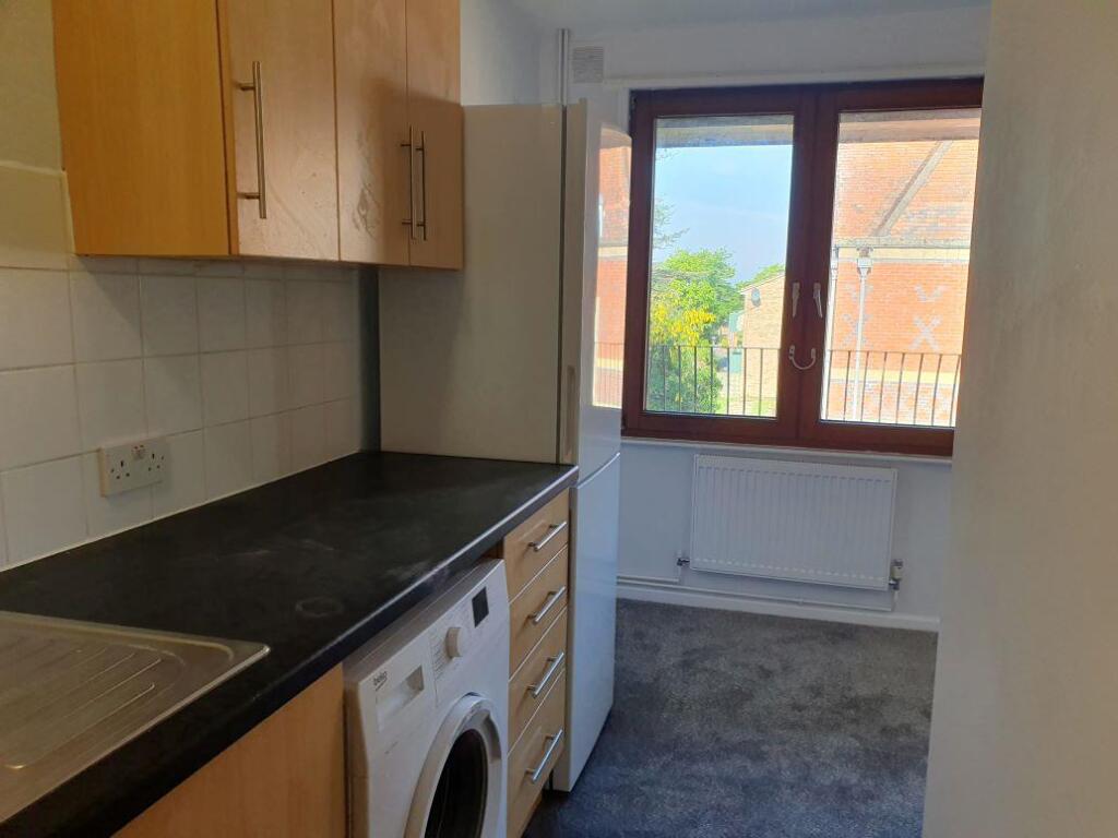 Kitchen to window.jpg