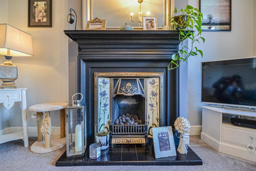 Feature Fireplace