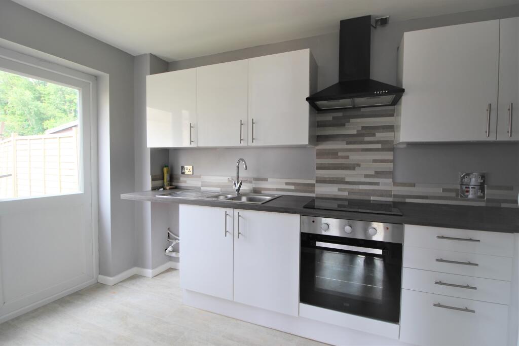Kitchen (1)