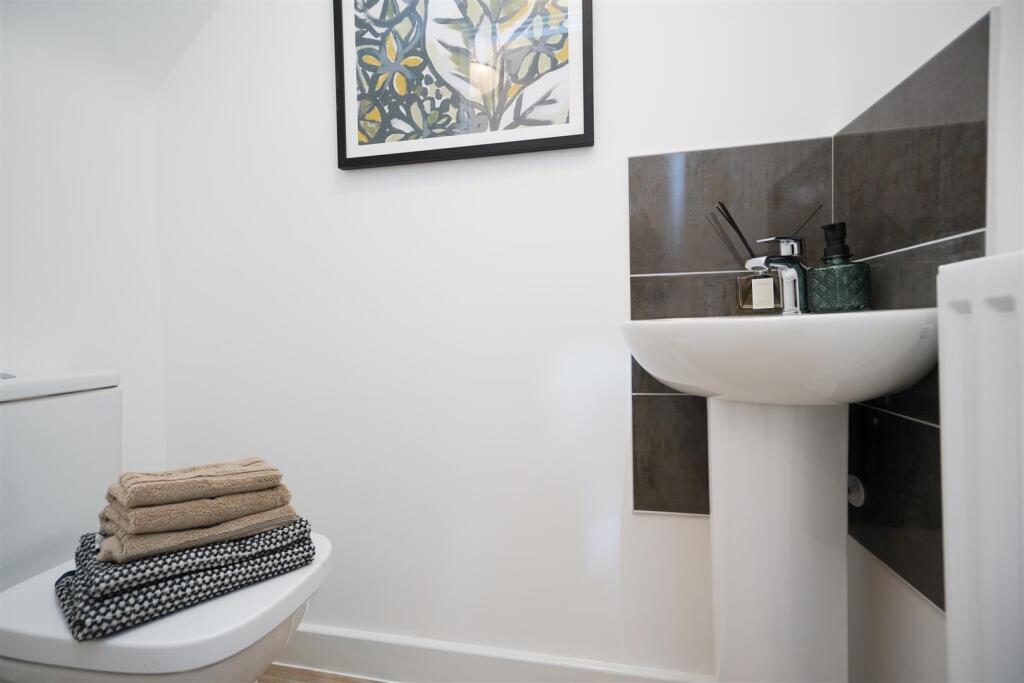 Crest Nicholson (24).jpg