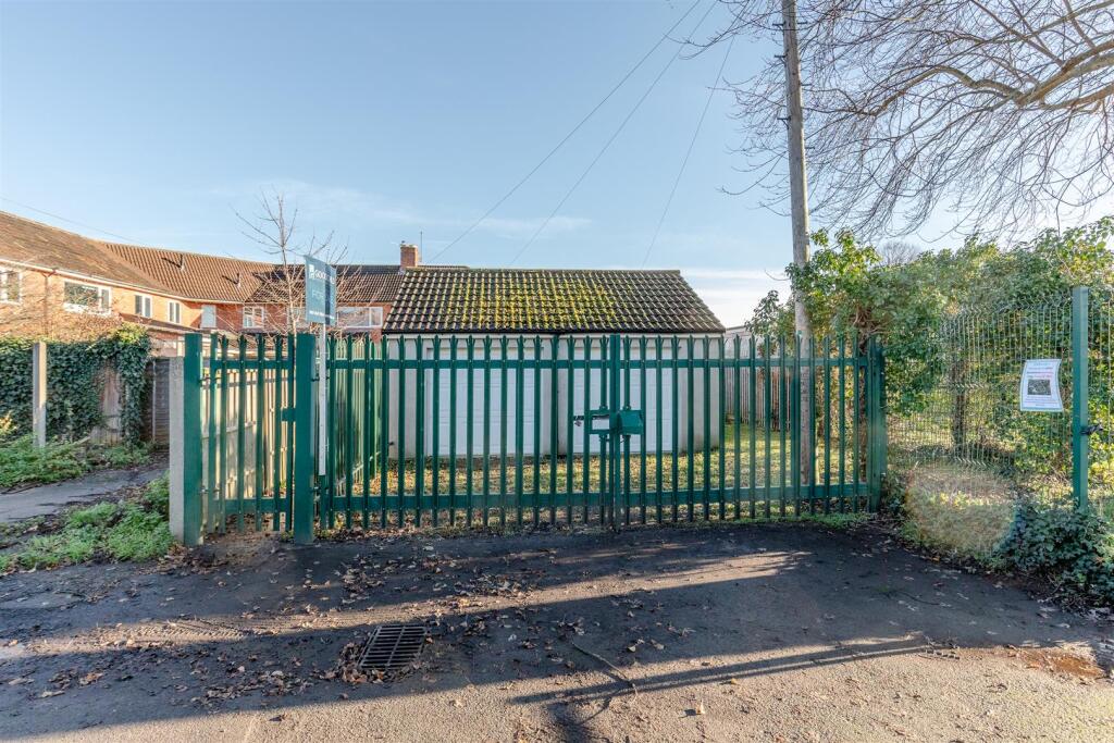 Garage, Sea Mills 11.jpg