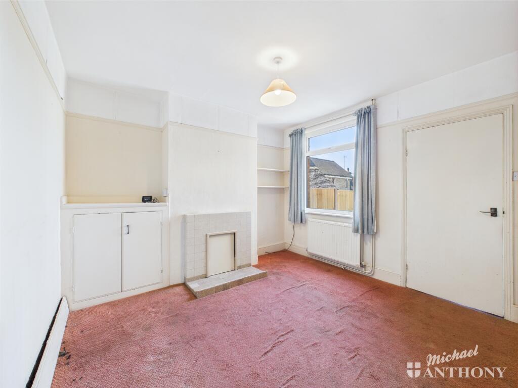 CAM02773G0-PR0286-STILL002