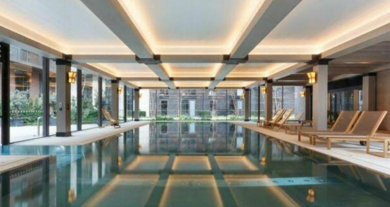 Indoor pool.JPG