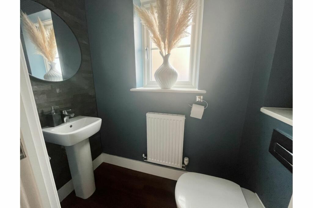 Downstairs Cloakroom