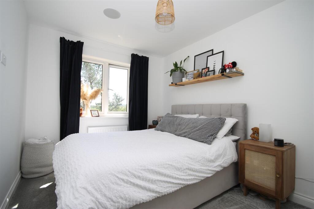Bed 1