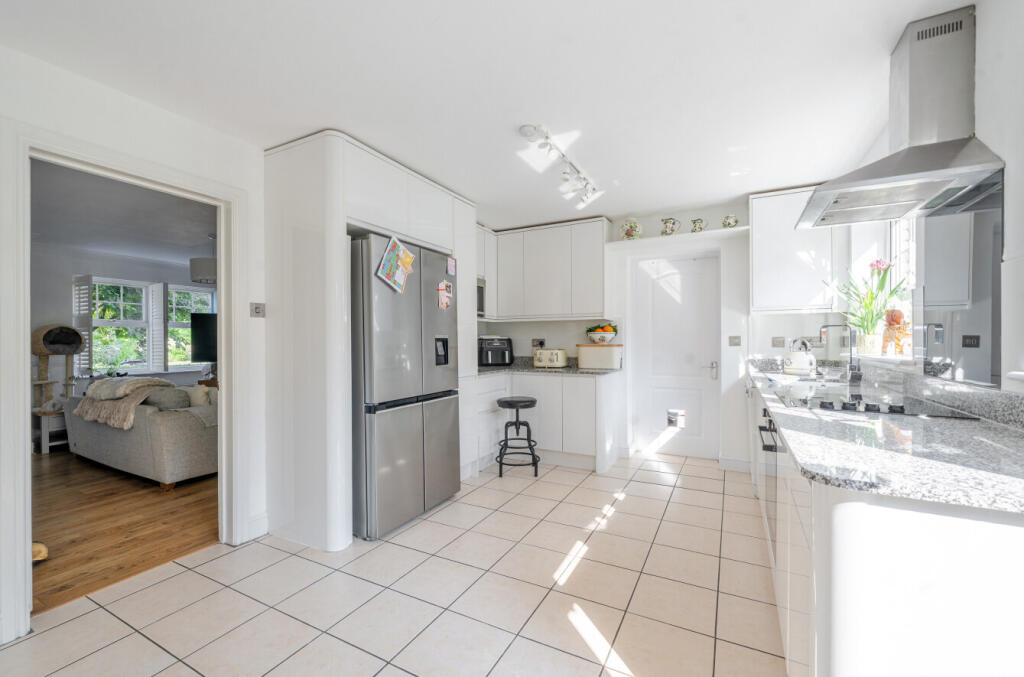 1310656-24-6853d4...