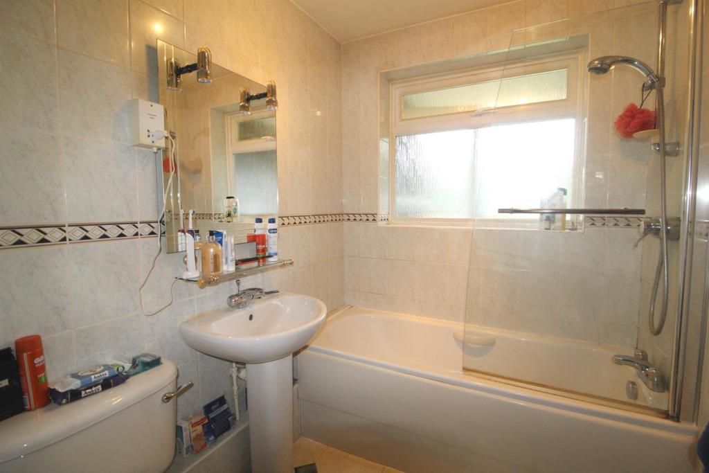 Bathroom edit.jpg