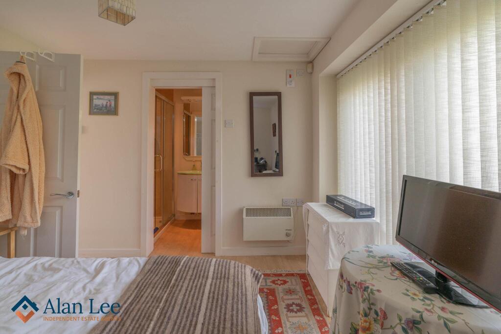 (Annex) Bedroom and Shower Room