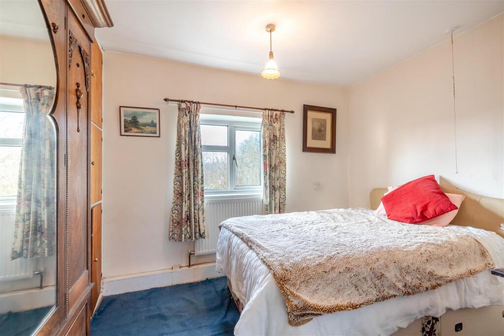 8637166-interior08.jpg