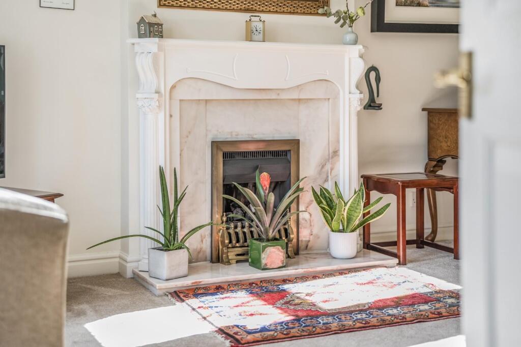 lifestyle fireplace.jpg