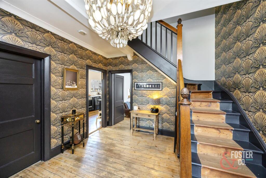 Burton VIllas, 6-018.jpg