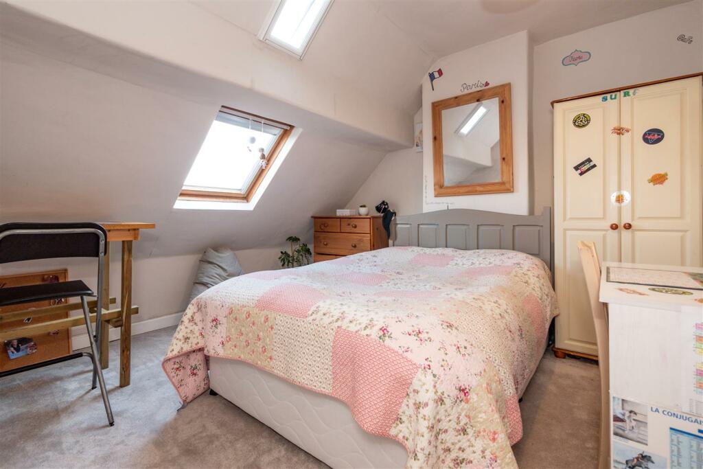 Bedroom 5