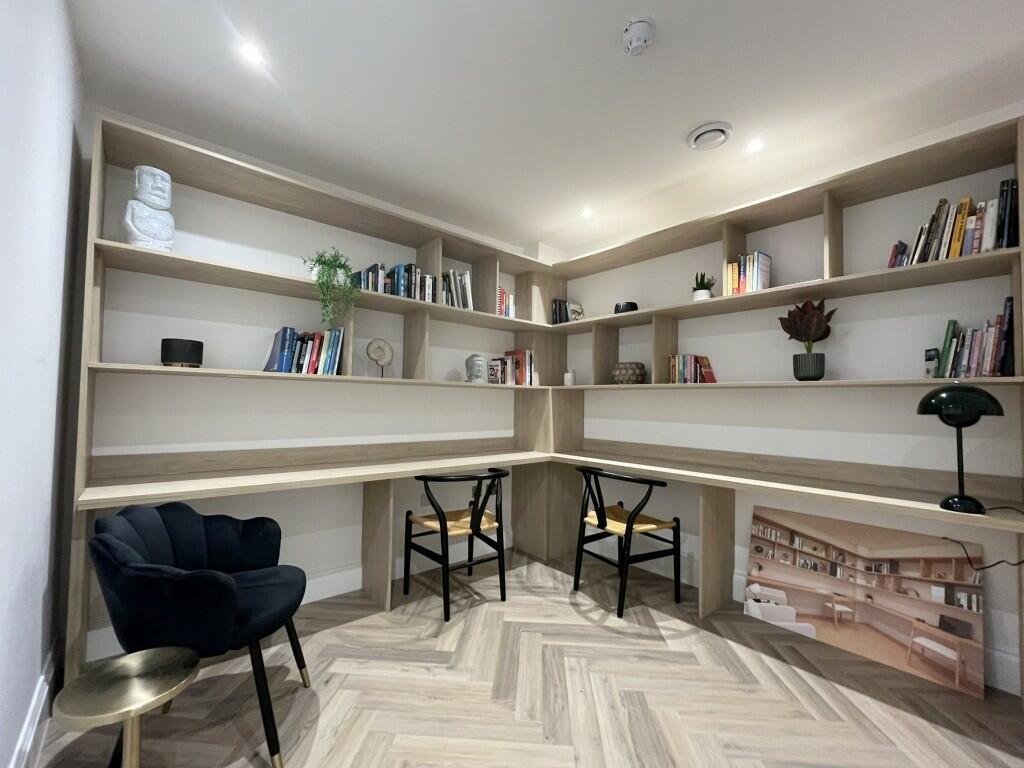 CO WORK LIBRARY