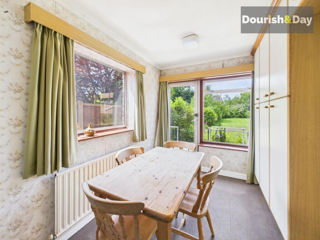 Breakfast Room
