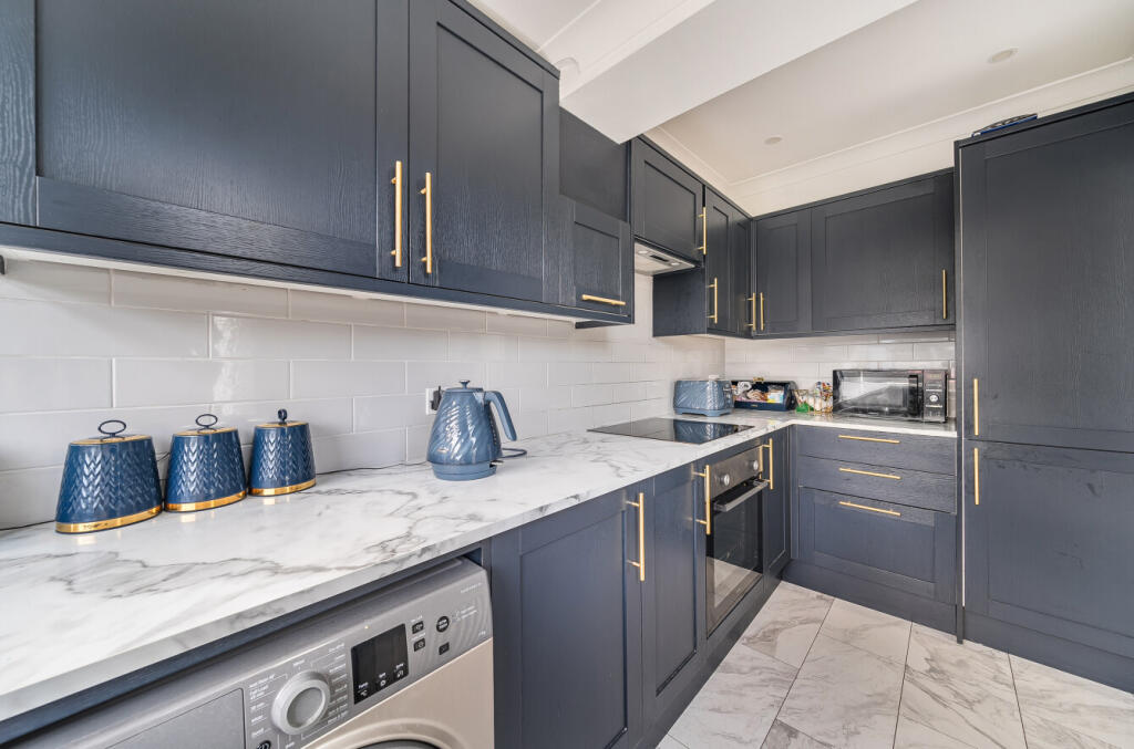 1372705-14-68ff9c...