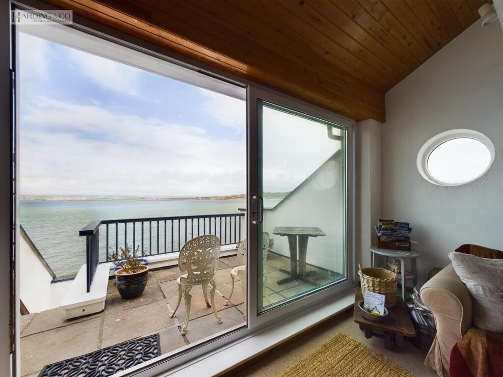 Sitting room outlook.jpg