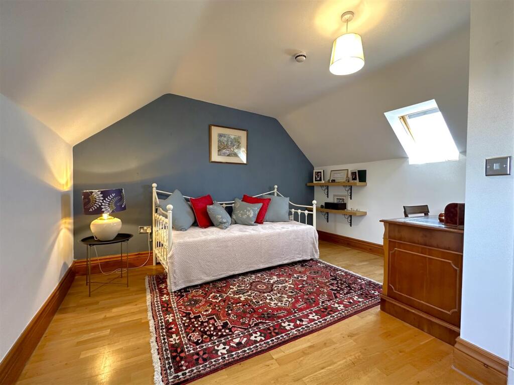 Bedroom Four 821