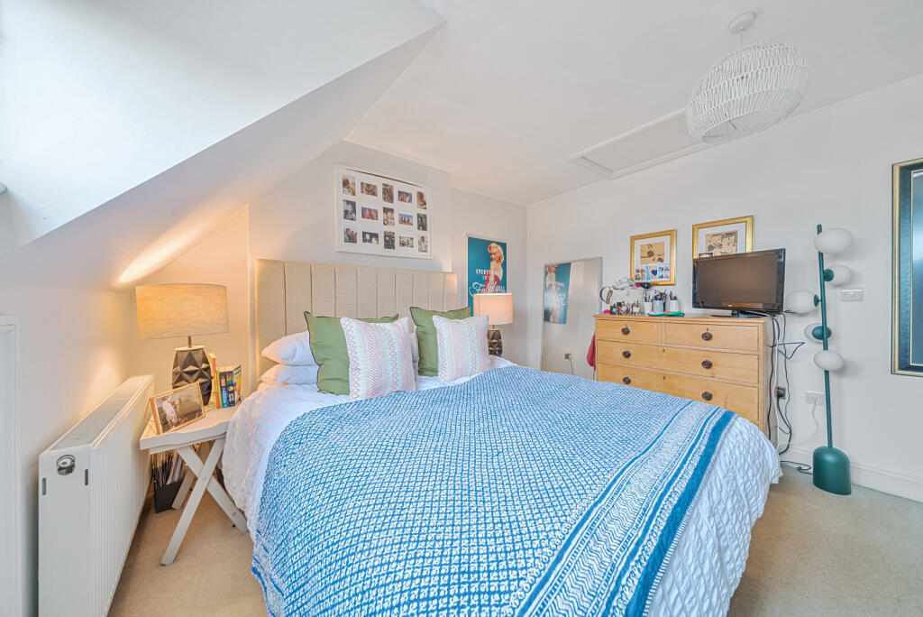 21-681a325d2b15e-...