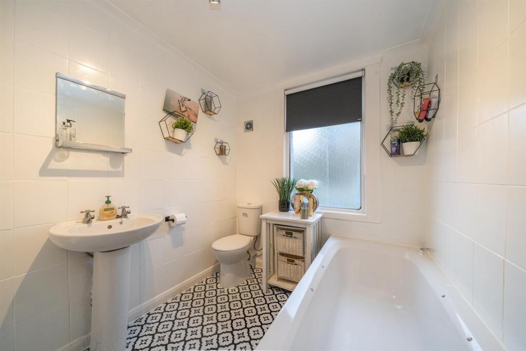 Shaftesbury bath.jpg